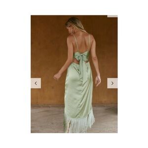 Monethese Dress in Salbei Green